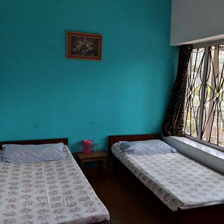 Reflections Guest House Ooty Bagian luar foto