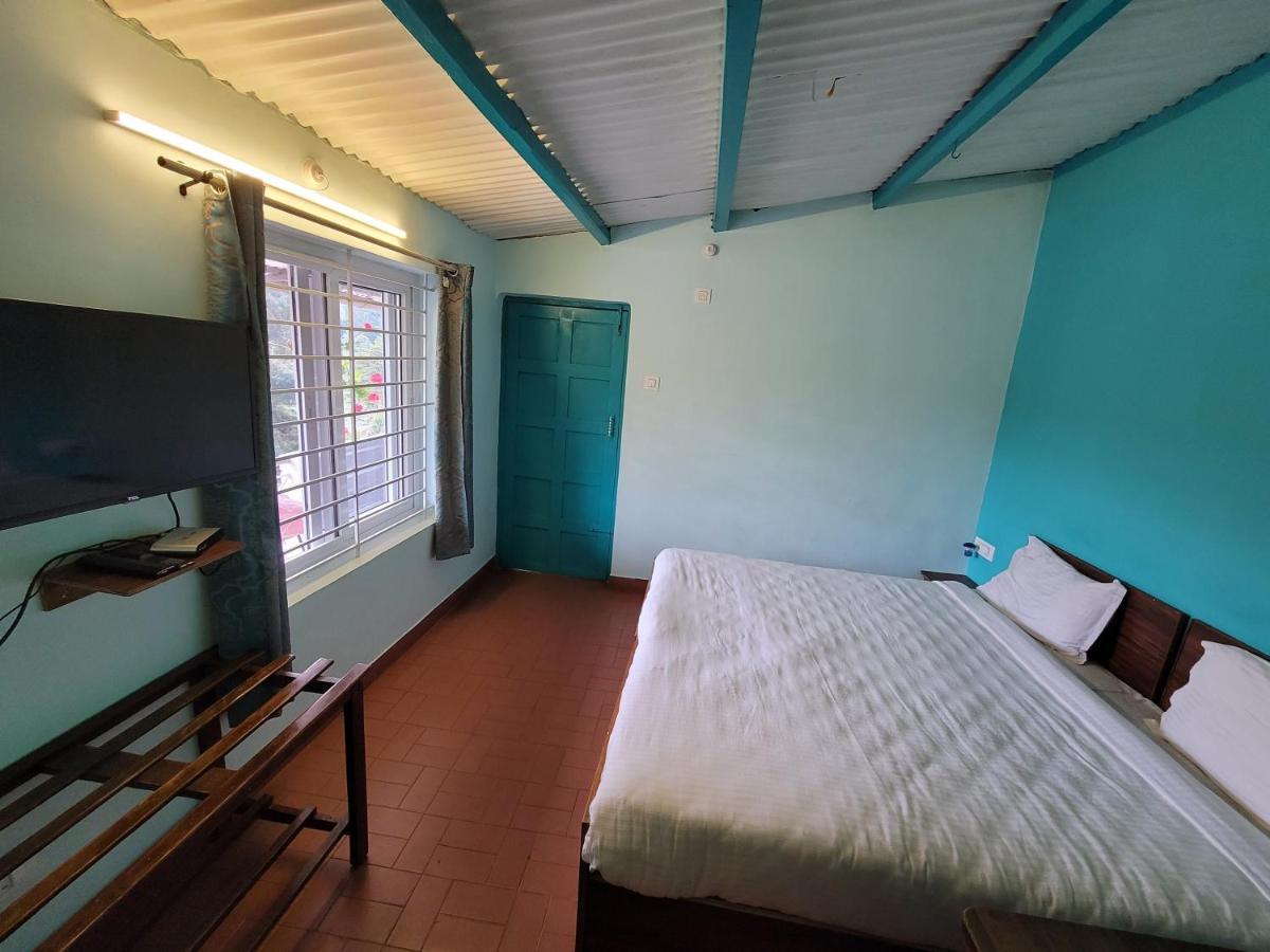 Reflections Guest House Ooty Bagian luar foto