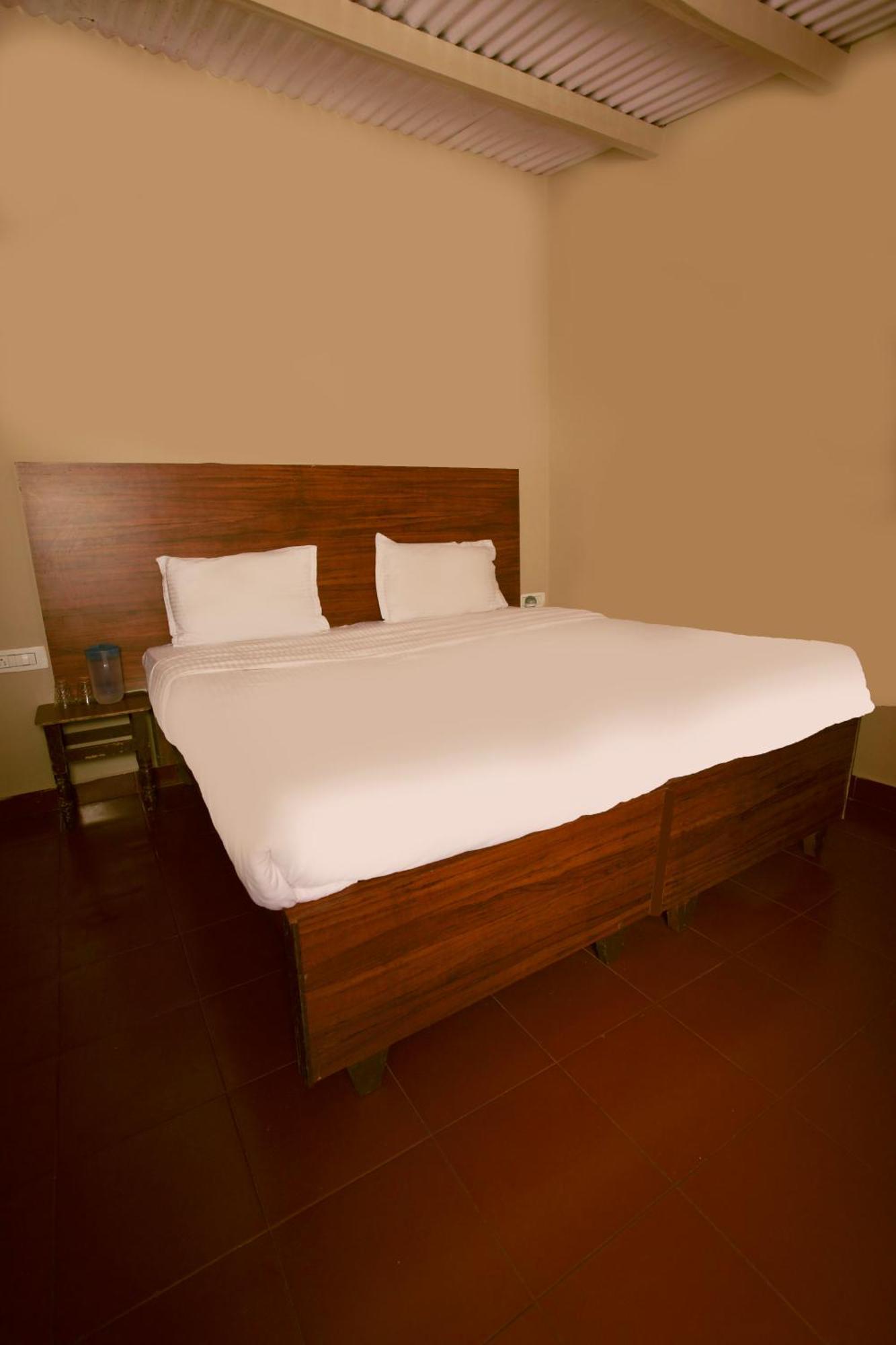 Reflections Guest House Ooty Bagian luar foto
