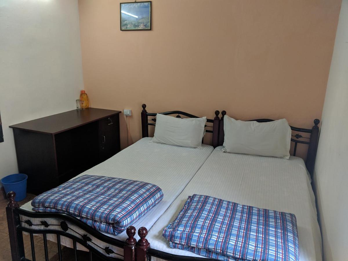Reflections Guest House Ooty Bagian luar foto